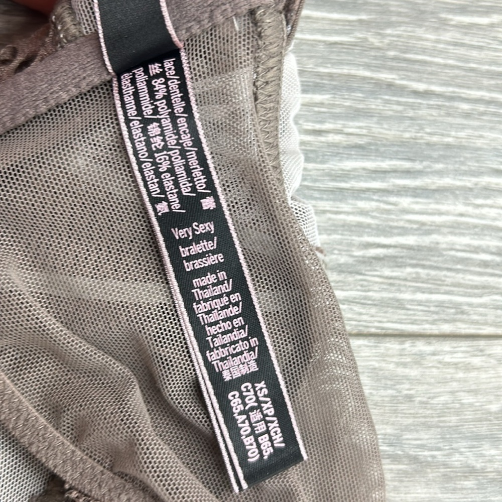 Victoria’s Secret very sexy bralette size xs - Picture 6 of 7